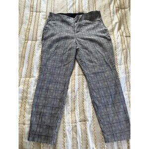 Old Navy Women’s Plus Black/White Plaid Skinny Ankle Pants Size 16
